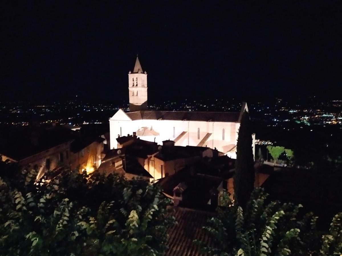 La Dolce Agogia Lägenhet Assisi Exteriör bild