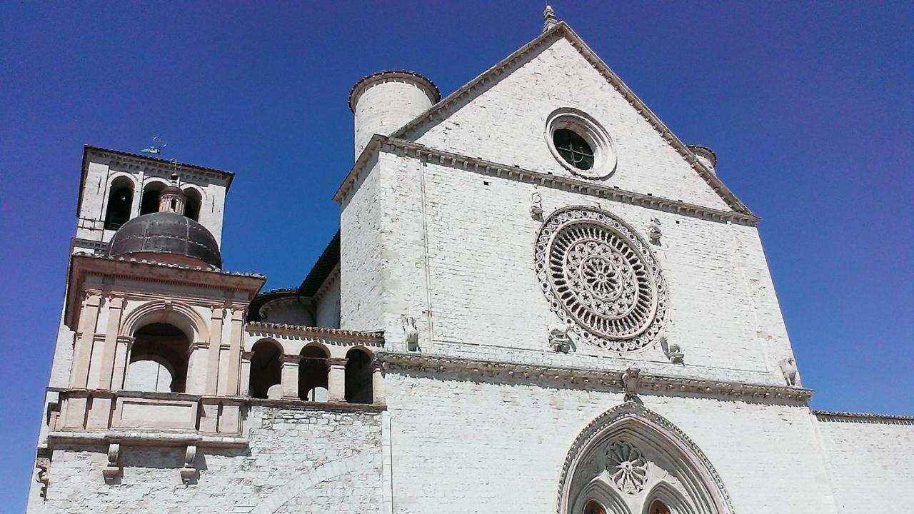 La Dolce Agogia Lägenhet Assisi Exteriör bild